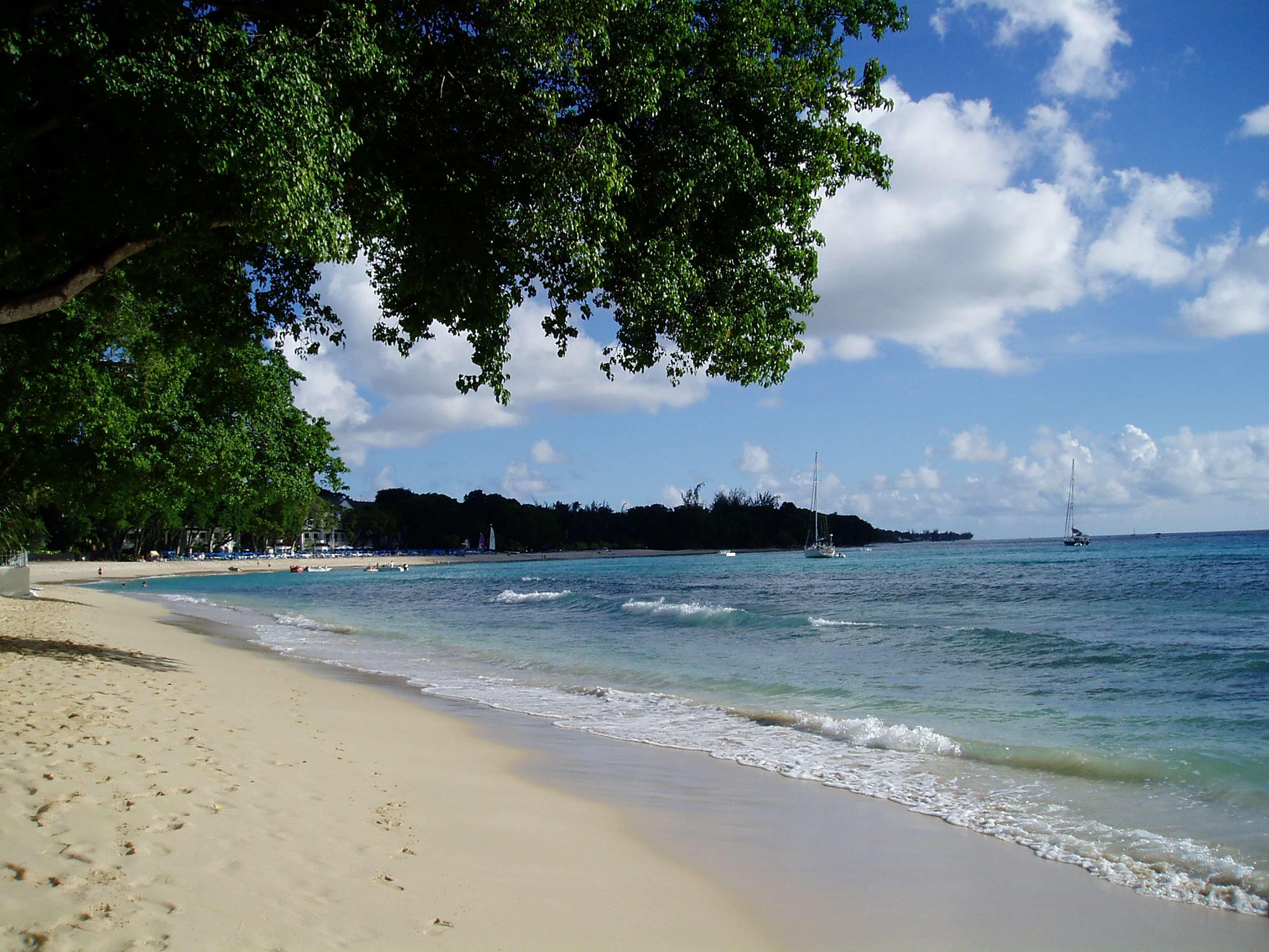 Divi Southwinds Beach Resort Christ Church Esterno foto