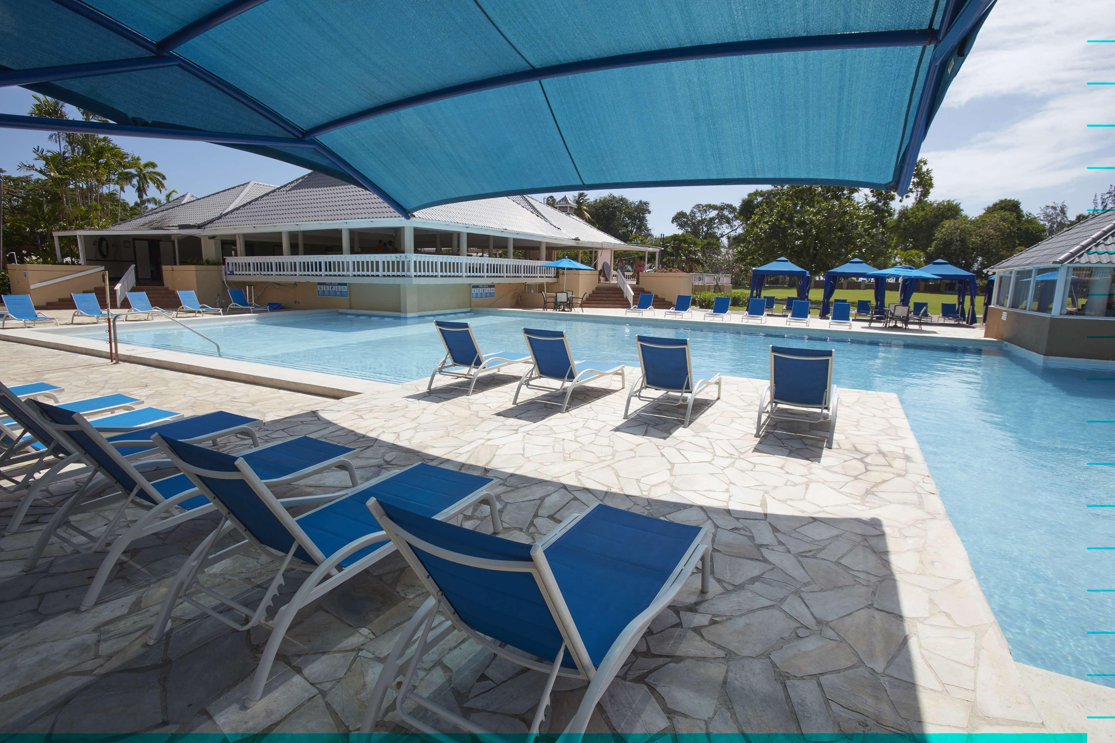 Divi Southwinds Beach Resort Christ Church Esterno foto