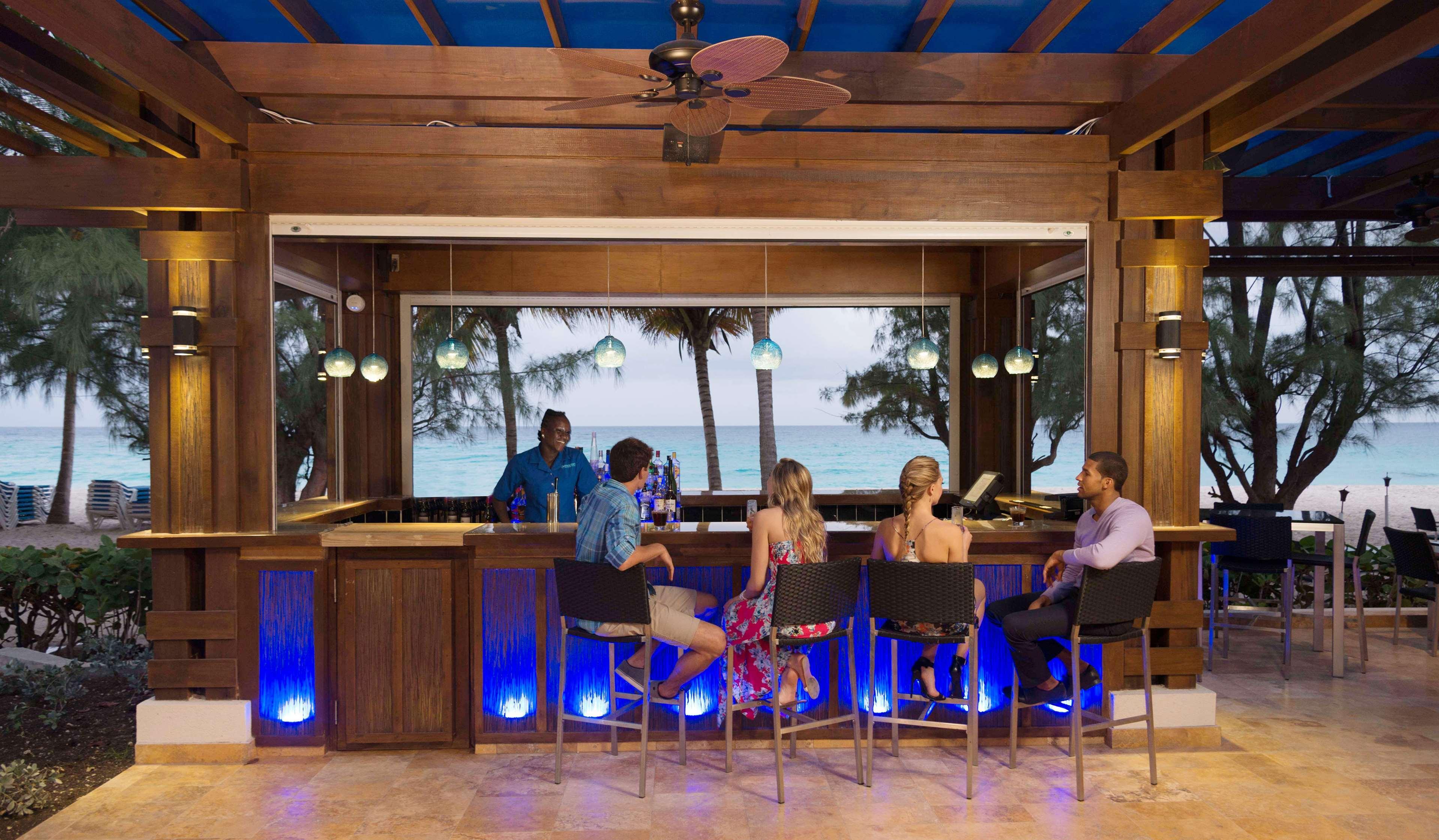 Divi Southwinds Beach Resort Christ Church Esterno foto