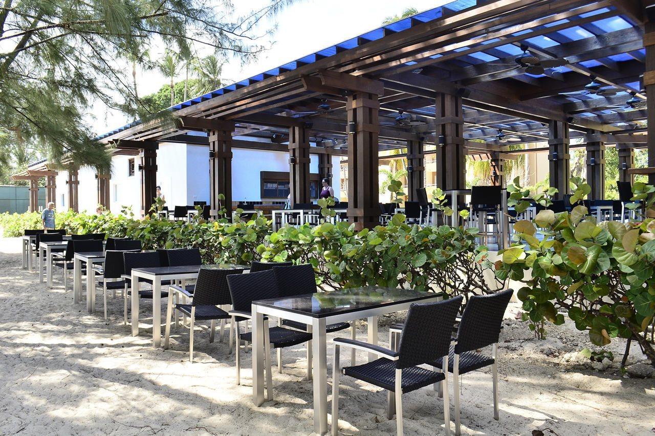 Divi Southwinds Beach Resort Christ Church Esterno foto